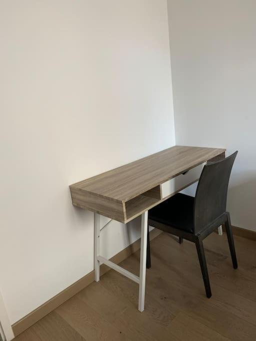 Comfortable, Cozy, Chill, Spacious, Near Cathedral Appartamento Reims