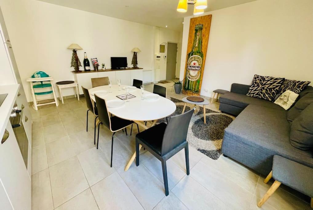 Apartment Comfortable, Cozy, Chill, Spacious, Near Cathedral